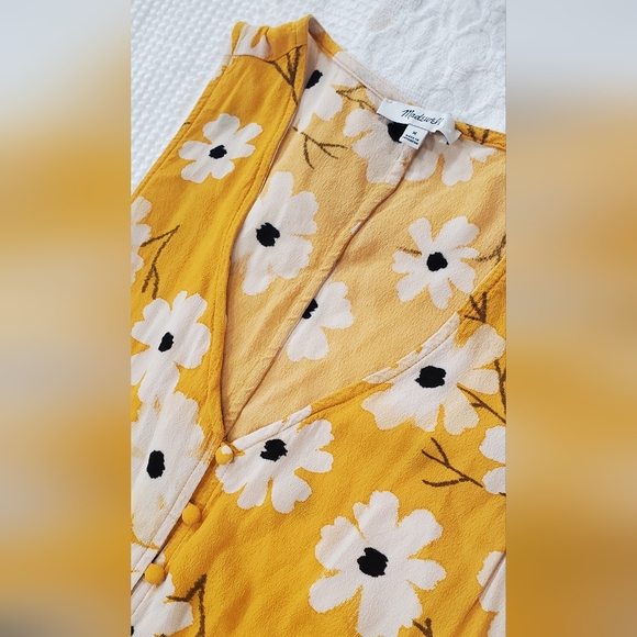 Madewell Button-Front Midi Dress in Ikat Floral size medium - Picture 7 of 7